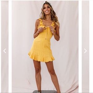 Selfie Leslie dress // size small // NWT